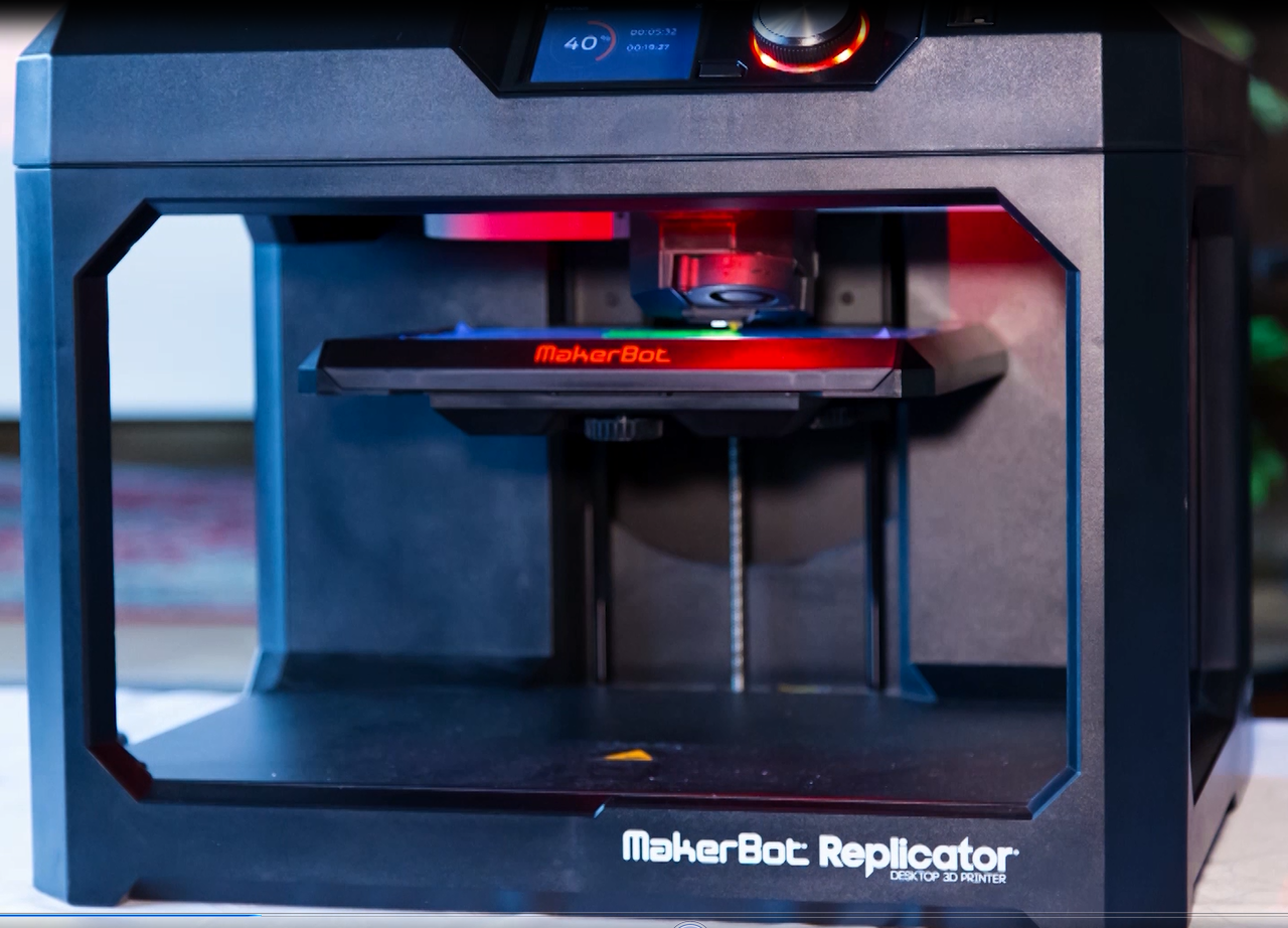 A desktop 3D printer based on the FDM technology